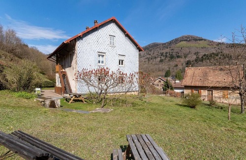 Plancher-les-Mines Cottage | Eco-renovated cottage with studio and wood stove near Ballon de Servance