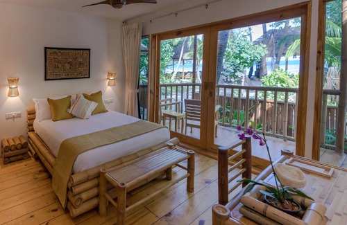 Thinadhoo Hotel | Ecoboo Maldives