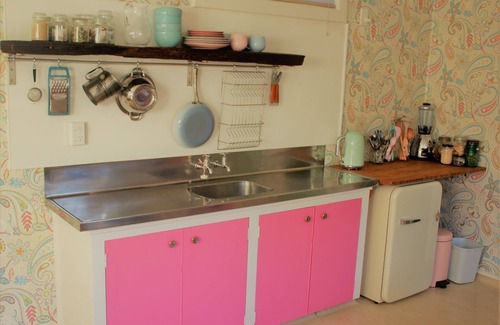 Porirua Cottage | EcoFarmstayNZ Retro-style cottage