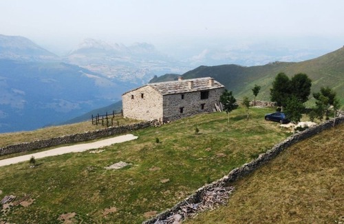 Soba Cottage | Ecological and self-sufficient cabin with unbeatable views.