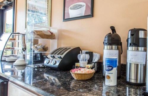 Asheville Cabin | Econo Lodge Biltmore