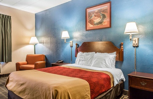 Cranston Hotel | Econo Lodge Cranston - Providence