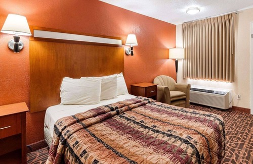 Jasper Hotel | Econo Lodge Jasper