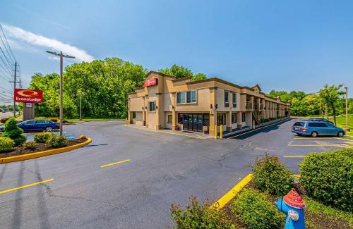 Mount Laurel Cabin | Econo Lodge Mount Laurel - Philadelphia East