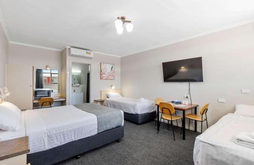 Davenport Cabin | Econo Lodge Port Augusta