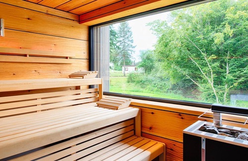 Gerolstein House | Economy double room, shower in room, sep. WC - Seehotel am Stausee