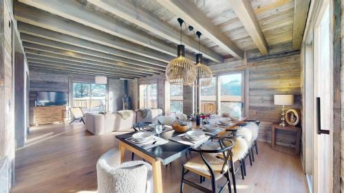 Vex Ski Chalet | Ecureuil noir COSY & QUIET chalet 10 personnes