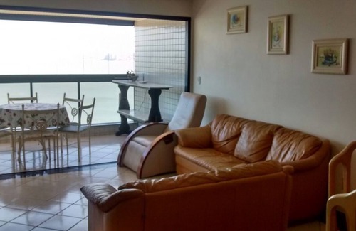 Guarapari House | Ed O Mar Prata 03 Bedrooms Beachfront Guarapari with 2 parking spaces
