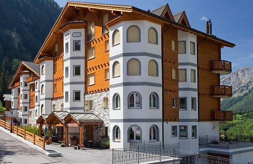 Leukerbad Apartment | Edelweiss A by Interhome