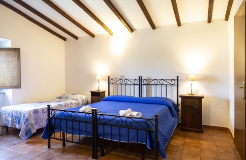 Pitigliano Other | EDEN FARM Rustic farm at the end of the 19th century with park and swimming pool