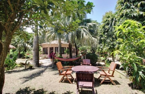 Sauraha Hotel | Eden jungle resort is one of the finest jungle resort in chitwan with garden.