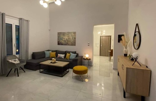 Kalamata Villa | Eden's Garden next to the sea!