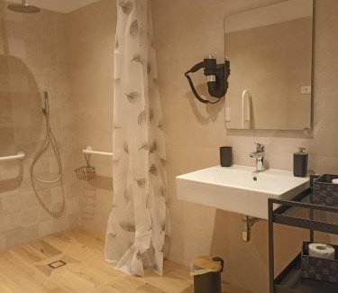 Cerano d'Intelvi Apartment | Edera Hall Inclusive