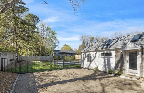 Edgartown House | Edgartown Village Home w/Pool. n4bdrm/3.5bth