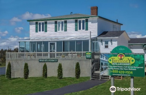 Trepassey Hotel | Edge of The Avalon Inn