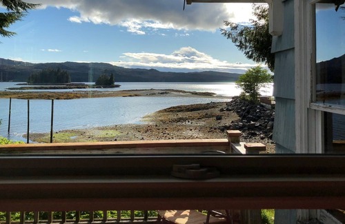 Ketchikan Condo | Edgewater Home With Breathtaking Views