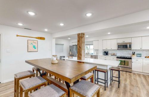 Pointblank House | Edgewater Way