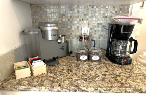 North Eastham Cottage | Edgewood on Campground Beach/Steps to the Sand