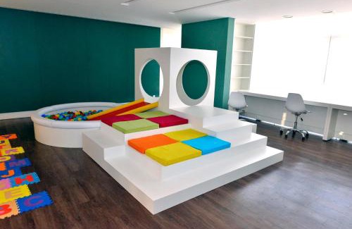 Campina do Siqueira Apartment | Edifício RED - Apartamentos by Urooms
