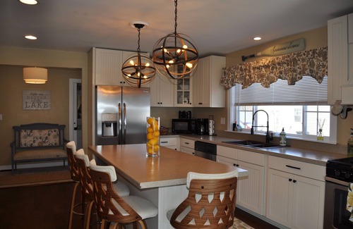 Edinboro House | EDINBORO LAKESIDE COTTAGE W/POOL! COMPLETELY REMODELED INSIDE AND OUT.