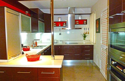 Centro Comercial Apartment | Eduardo Lucena 5, Mezquita
