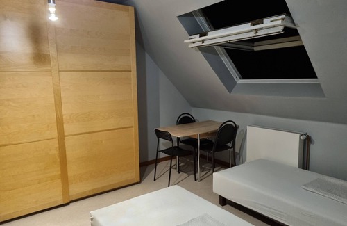 Sleidinge House | Een Privé Kamer in een Gezellige Rustige Omgeving