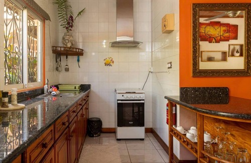 Zig Zag Ward Villa | Effi Mountain View Colibri Villa