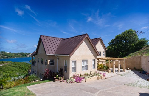 Arawak Hill Villa | Egmont View, Stunning Four bedroom villa In Quiet Private Location