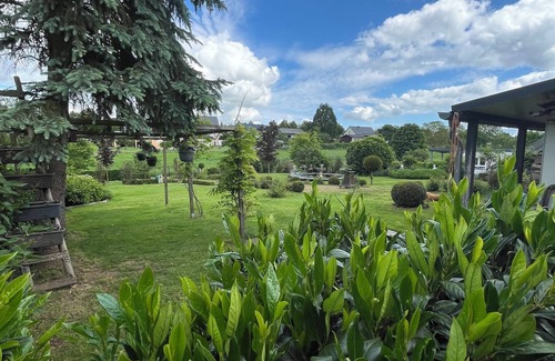 Bergweiler House | Eifel-Moselhaus, your own house, pet-friendly, ideal for many excursions.