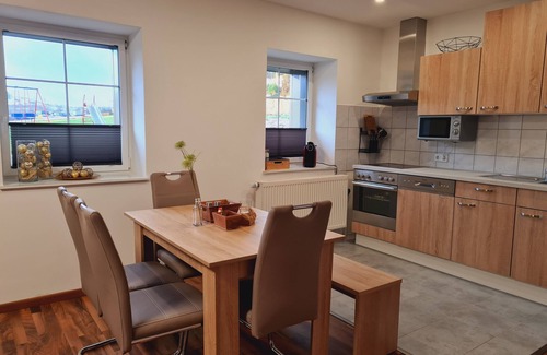 Budesheim Apartment | Eifelauszeit - Apartment Klein with garden, pet-friendly