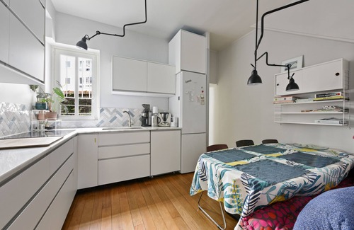Grenelle Apartment | Eiffel Tower at 5' walking, Parisian charm, highly equipped, 4 people, 2 bdr.