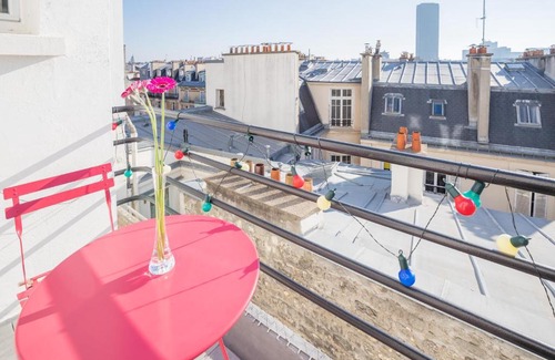 Saint-Thomas-d'Aquin Apartment | Eiffel Tower view + terrace Saint Germain des Pres