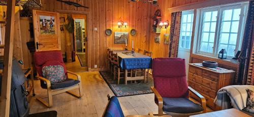 Hol House | Einsetlie by Norgesbooking - cabin by Hallingskarvet