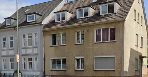 Neumuenster Apartment | Einzelzimmer mit Gemeinschaftsräumen in Neumünster