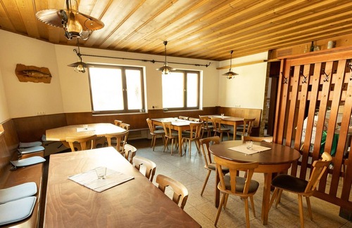 Hollfeld House | Einzelzimmer mit Großem Bett - Zi. 3 - Gasthof Schrenker