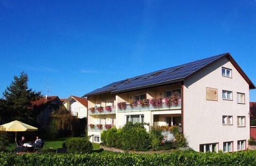 Bad Krozingen Apartment | Einzelzimmer Nr. 9 mit Balkon
