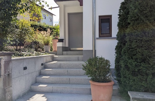 Heidenheim an der Brenz Apartment | Einzimmerwohnung in Ruhiger Lage mit Balkon