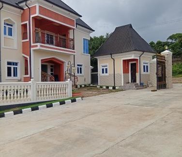 Edor Abangork Hotel | Ejiyke Global Hotel Ikom