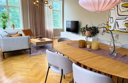 Eksjo Hotel | Eksjö Stadshotell