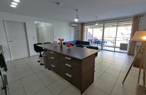 Faaa Apartment | Elégant F3 à la Villa Stencer, Papeete, calme climatisé et spacieux
