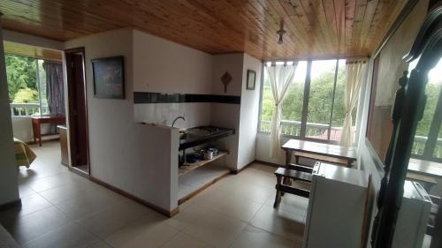 Calarca Apartment | El Amor Nos Une, 1habitacion, acogedor, vista a zonas verdes