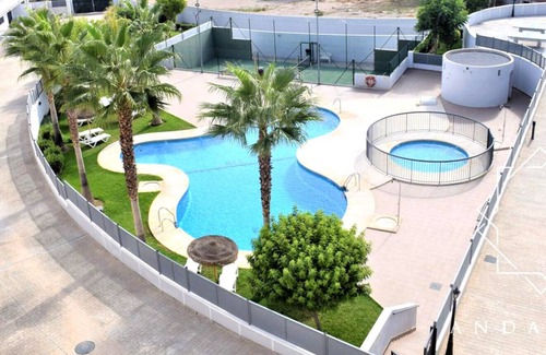 Garrucha Apartment | El Apartamento se Encuentra en una Preciosa Urbanización. 5 Minutos de la Playa!