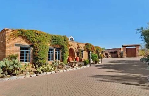 Tucson House | El Aposento del Soñador " The Dreamers Quarters"