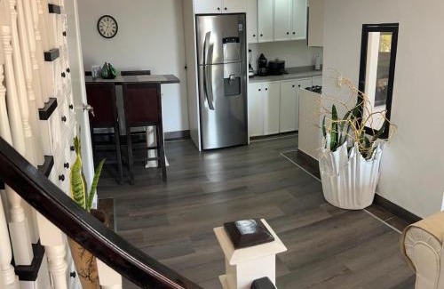 Medellin Apartment | El Balcón De Las Montañas