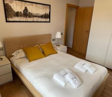 Puigcerda Apartment | El Cadí, céntrico alojamiento en Puigcerdà, Cerdanya.