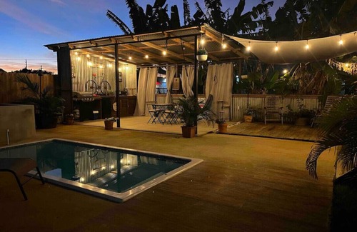 Aguacate House | El Camper - Your Cozy Retreat in Aguadilla