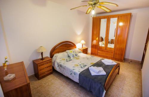 Ahigal de los Aceiteros House | EL HOGAR DEL HERRERO