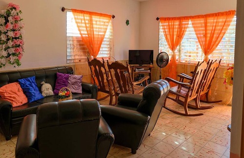 Municipality of Cienaga de Zapata House | El Hostal de Yudeisys PLAYA GIRON