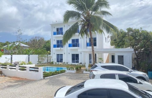 El Limon House | El Limon : Chambre Impeccable, Piscine et Nature à Proximité !