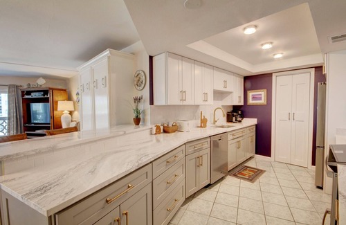 Harold Condo | El Matador 434 - FREE TICKETS! Your stay includes free tickets to many area attractions!